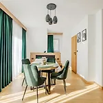 Tatra Sky Centrum فندق مبيت وإفطار 3*