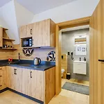 Tatra Sky Centrum 3* زاكوباني