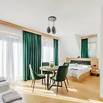 Tatra Sky Centrum فندق مبيت وإفطار 3*
