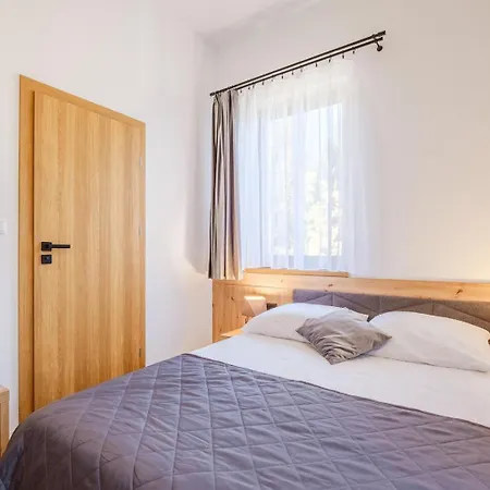 Tatra Sky Centrum Bed & Breakfast 3*