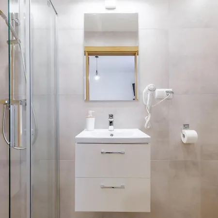 Tatra Sky Centrum Bed & Breakfast