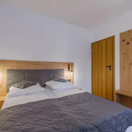 Bed & Breakfast Tatra Sky Centrum 3*
